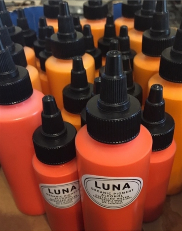 Luna Pigment - Orange - Artist Color