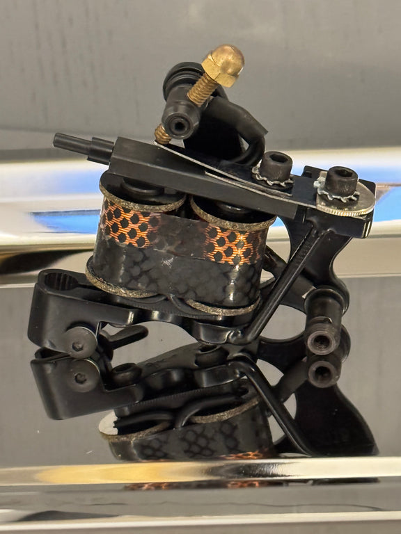 Lucas Ford Supreme Black /Gold Liner