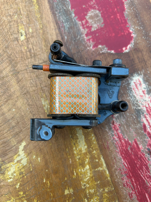 Lucas Ford Supreme Style Liner Gold