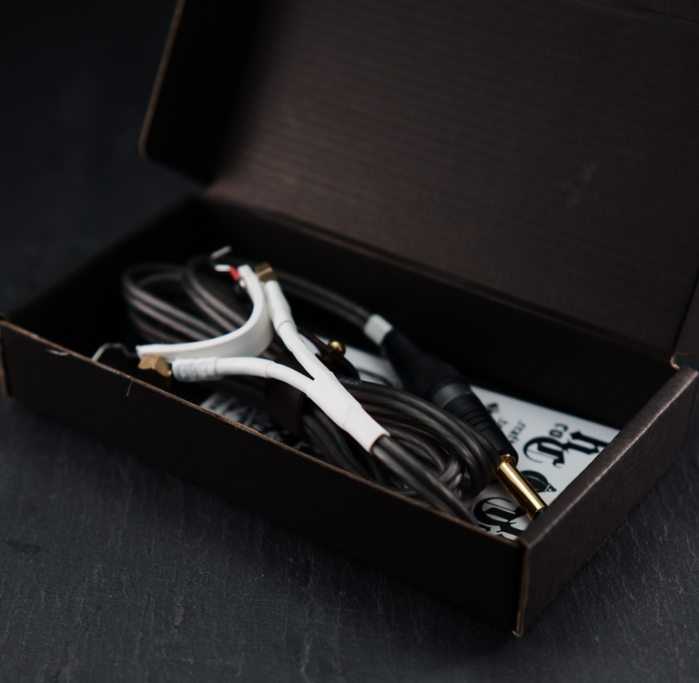 Hard Craft Company White Clipcord – Grey Cable.