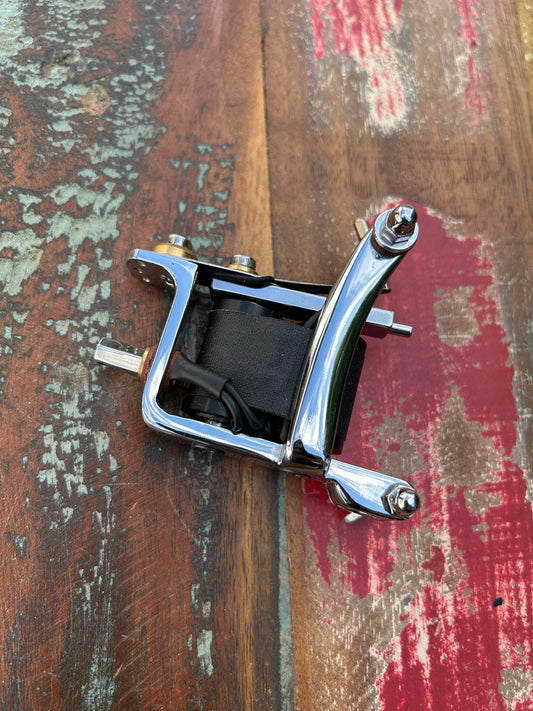 Armando Cloud Chrome Bulldog Shader Round